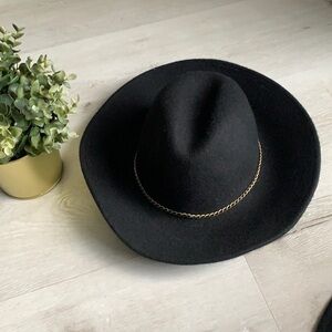 Nordstrom Wool Wide Brim Cloche Fedora Chain Hat